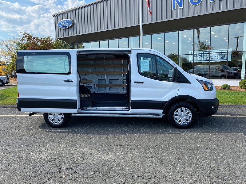Certified 2025 Ford Transit 250 Low Roof w/ Exterior Upgrade Package RWD image 6