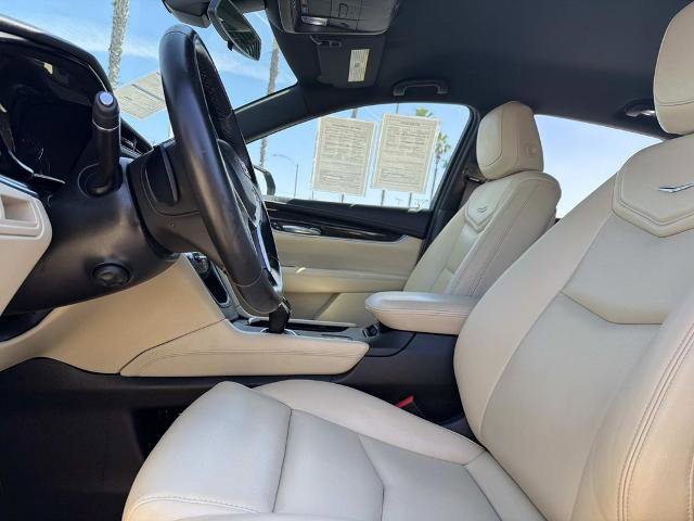 Used 2019 Cadillac XT5 FWD image 22