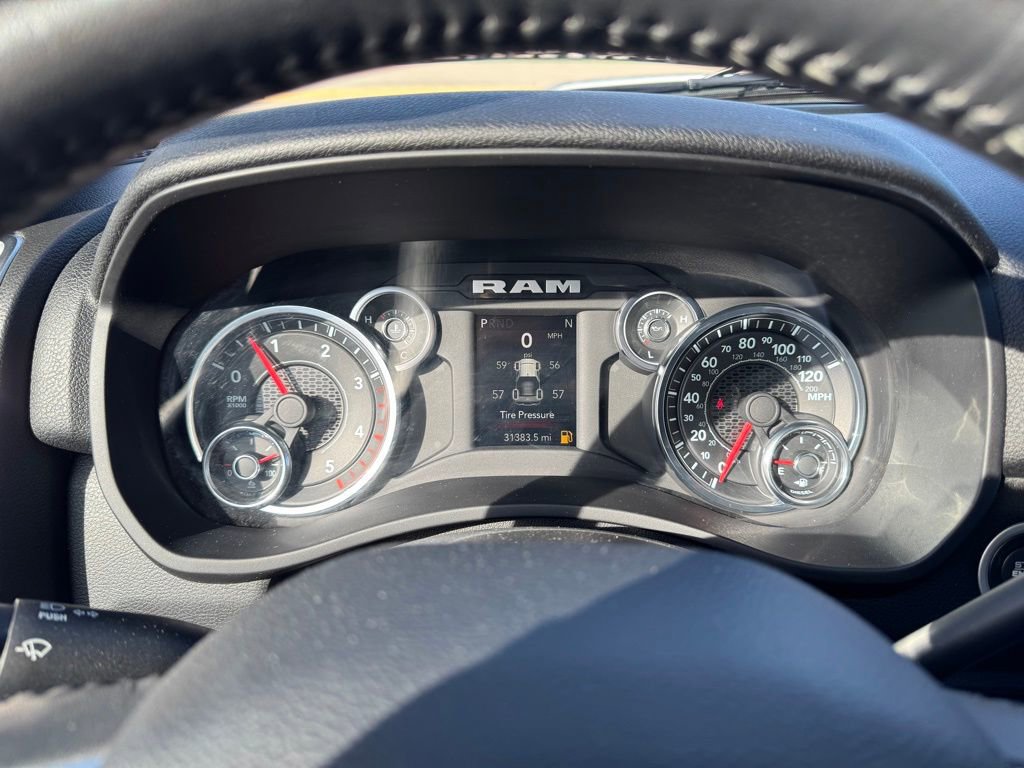 Used 2024 RAM 2500 Big Horn AWD/4WD image 17