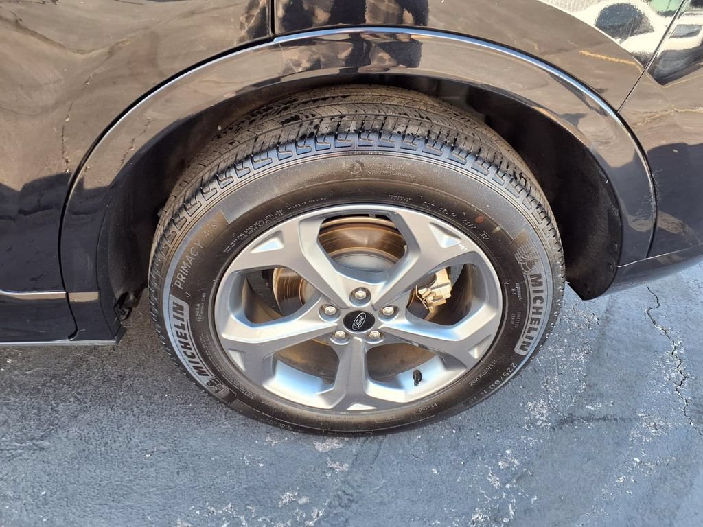 Certified 2024 Ford Escape ST-Line AWD/4WD image 31