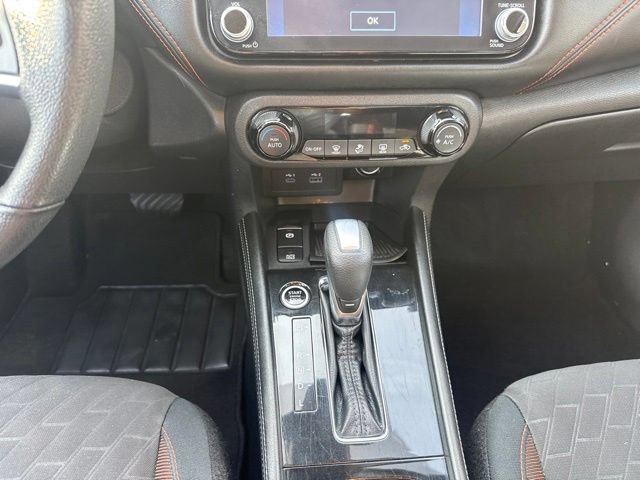Used 2024 Nissan Kicks SR FWD image 33