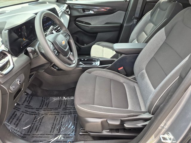 Used 2025 Chevrolet TrailBlazer LT AWD/4WD image 12