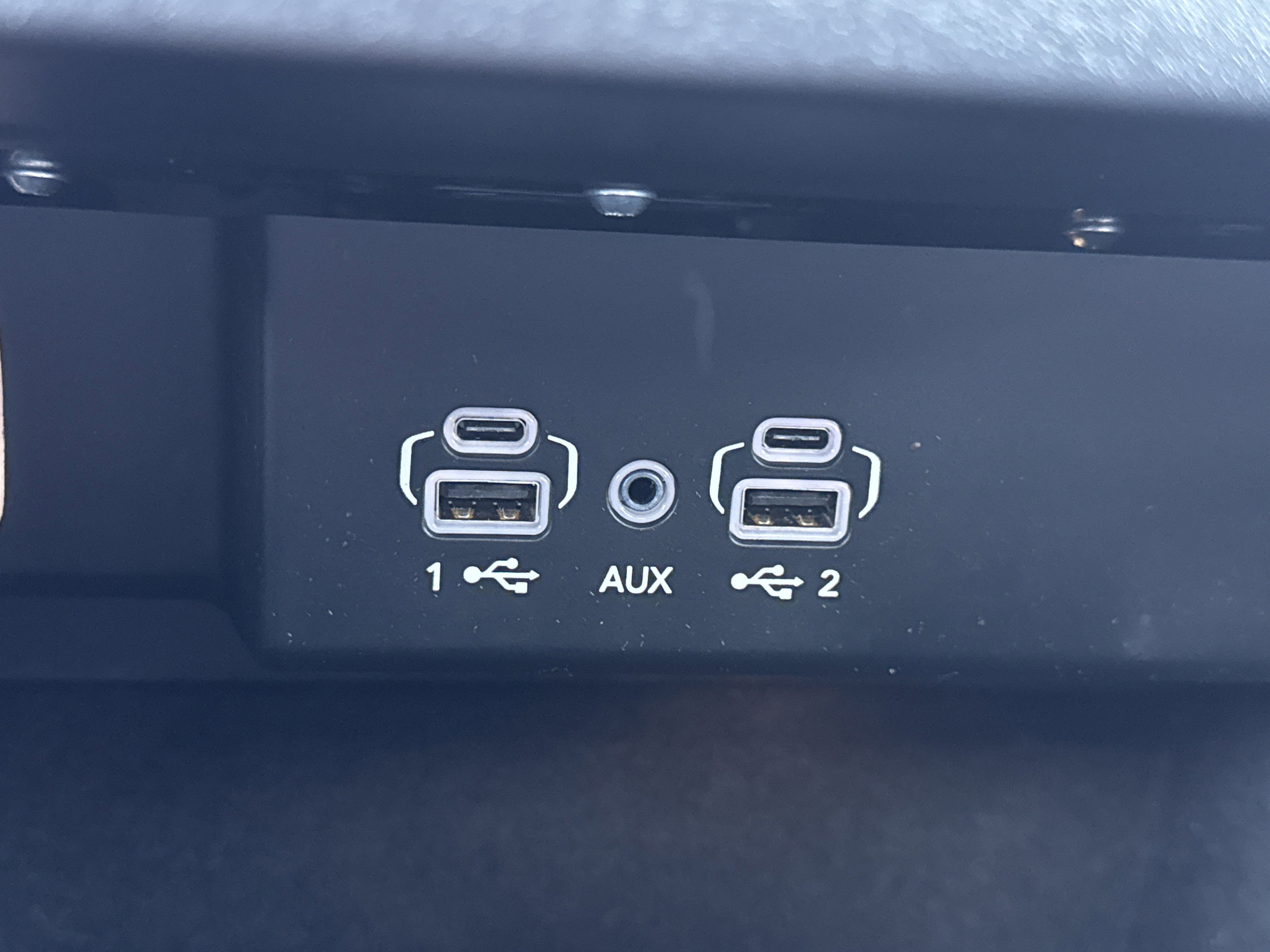 Used 2023 Jeep Wagoneer BASE w/ Premium Group I image 24