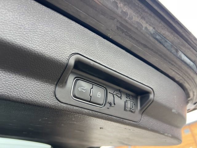 Certified 2020 Ford Explorer Platinum image 26