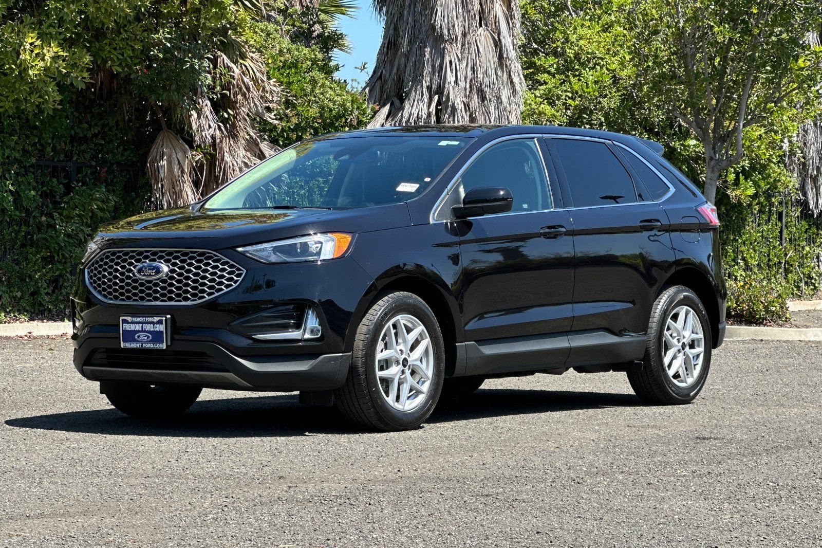 Certified 2024 Ford Edge SEL w/ Convenience Package AWD/4WD image 8