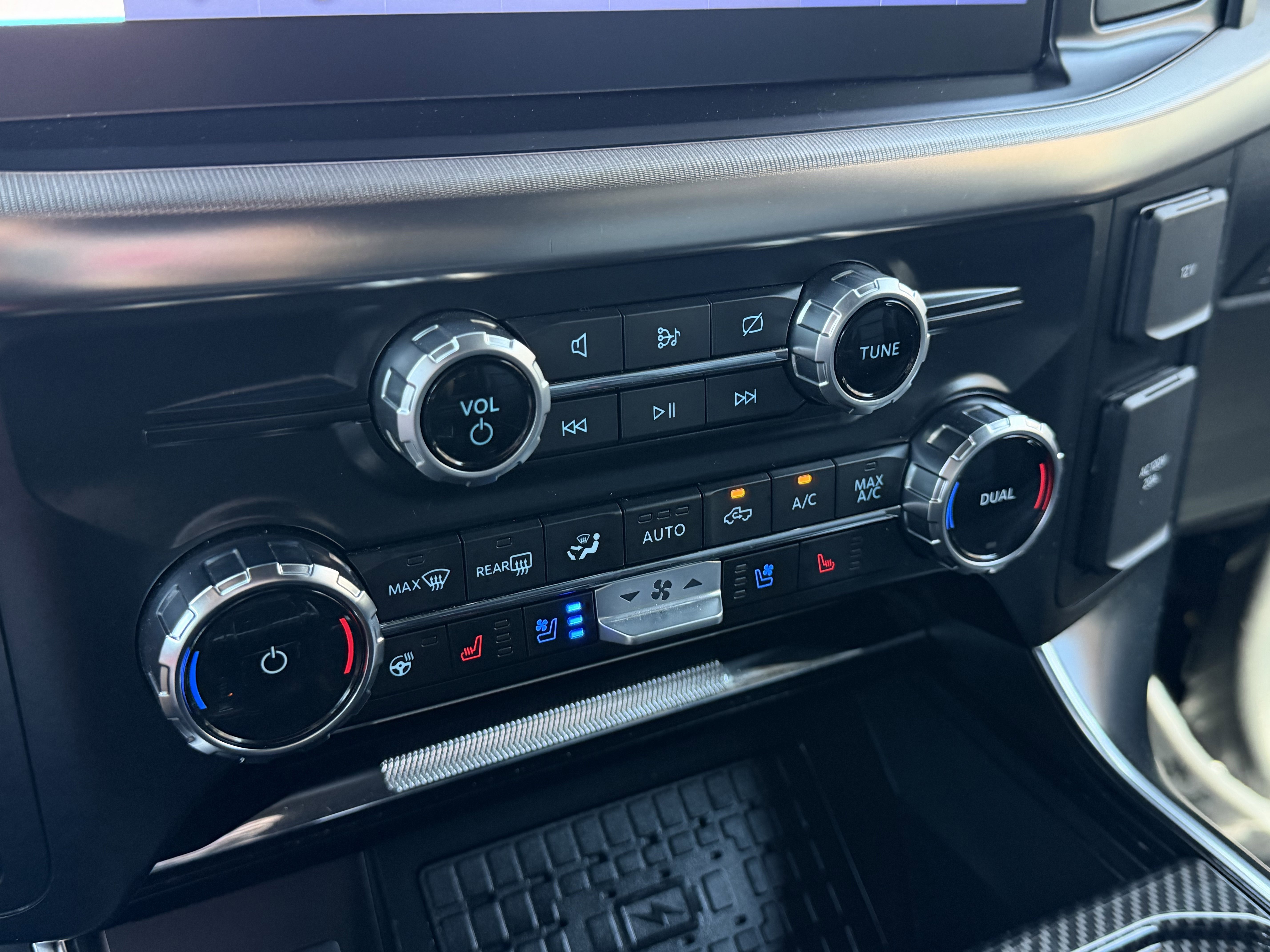 Certified 2023 Ford F150 Raptor AWD/4WD image 20