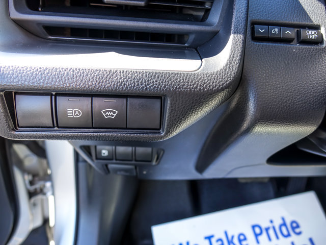 Used 2024 Toyota Prius LE FWD image 20