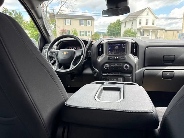 Used 2023 Chevrolet Silverado 1500 Custom AWD/4WD image 31