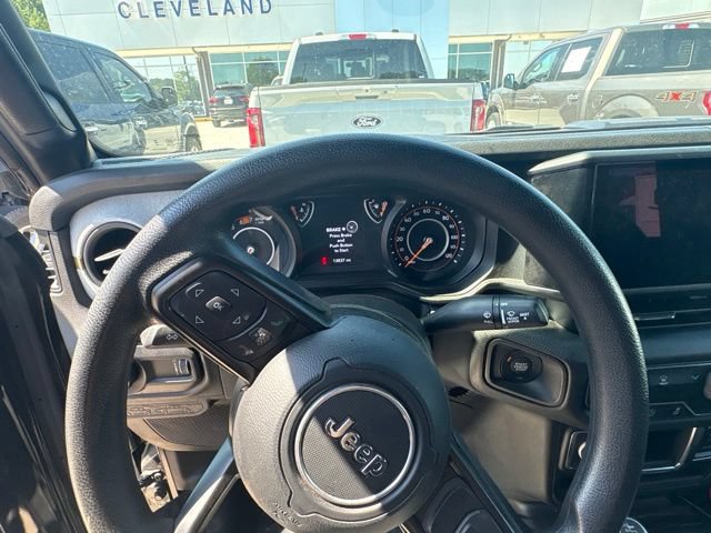 Used 2024 Jeep Wrangler Sport AWD/4WD image 38