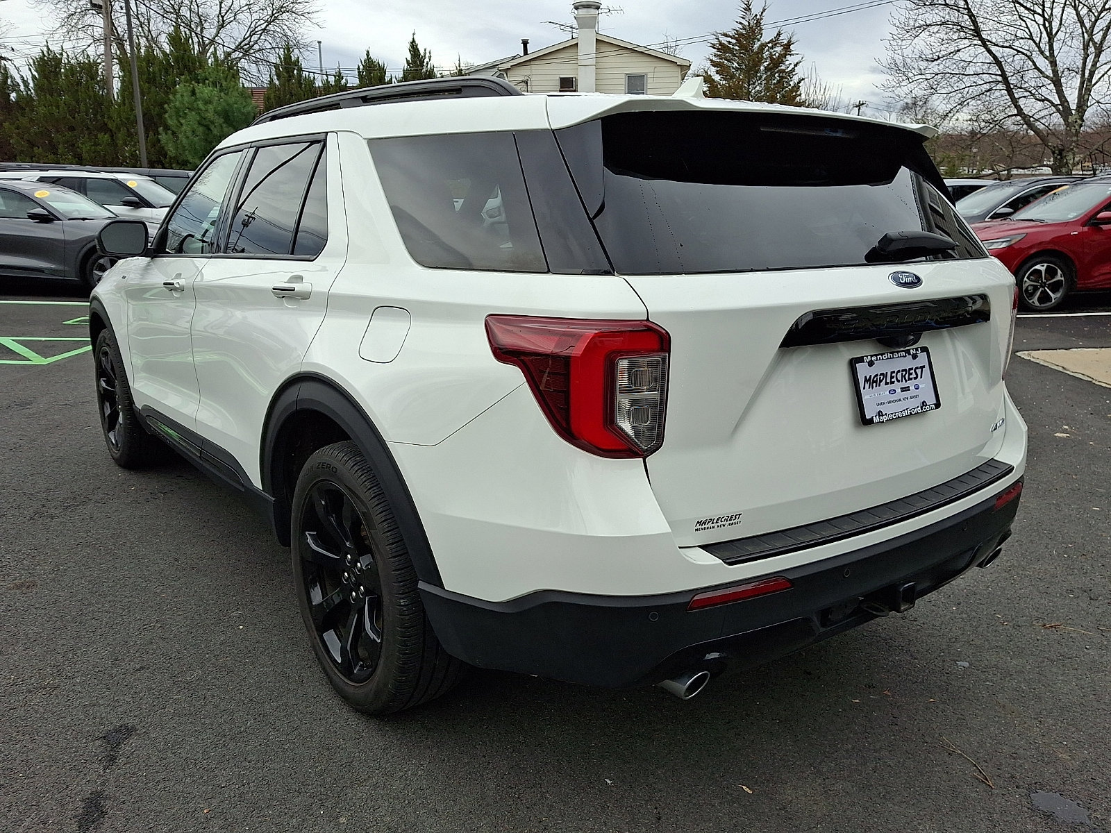 Certified 2023 Ford Explorer ST-Line w/ Class IV Trailer Tow Package image 3