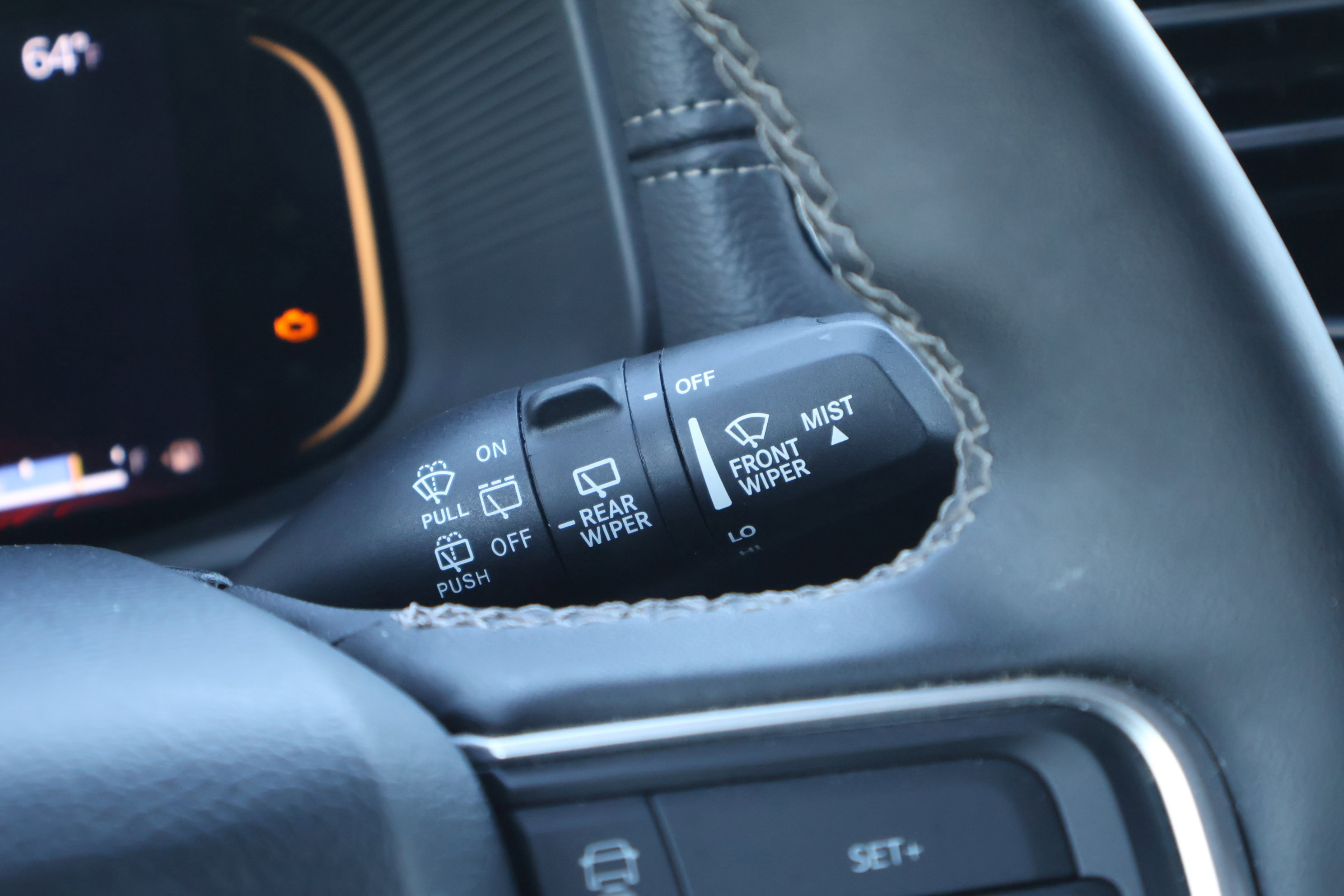 Used 2024 Jeep Wagoneer Series II w/ Flexible Seating Group image 21