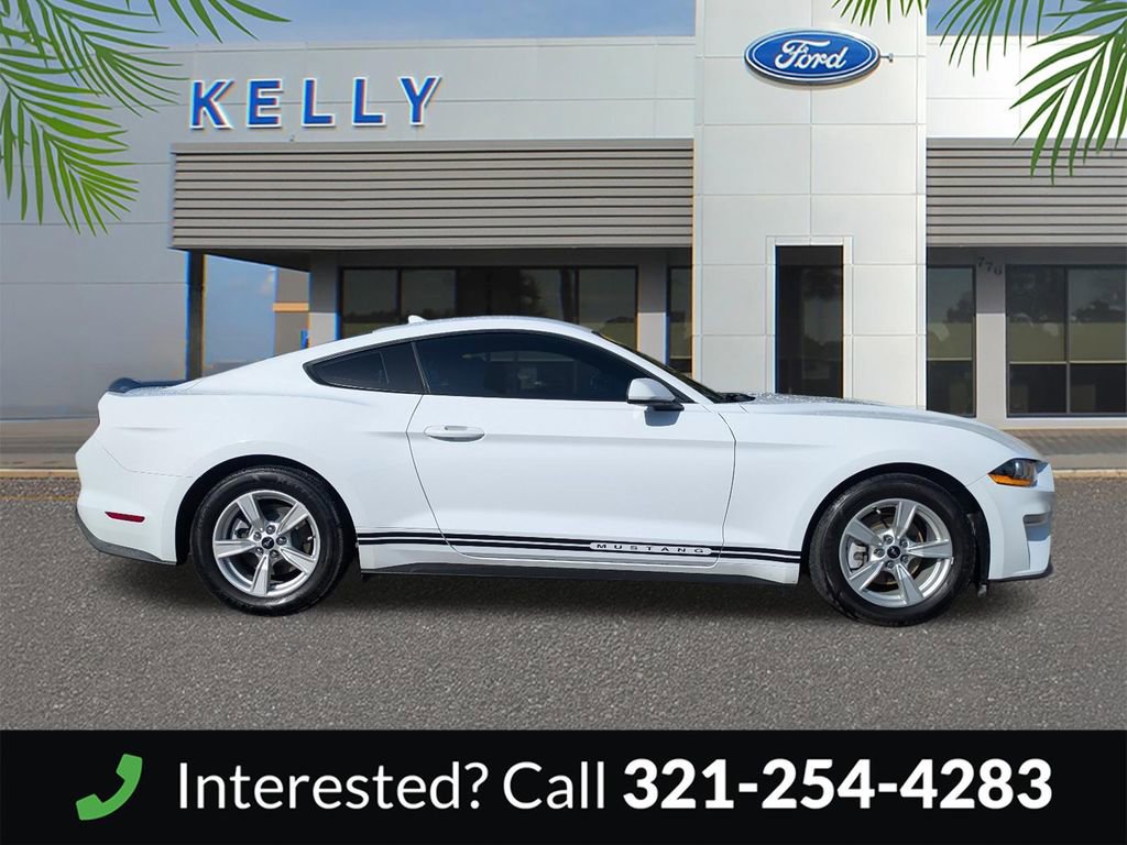 Certified 2022 Ford Mustang Coupe RWD image 5