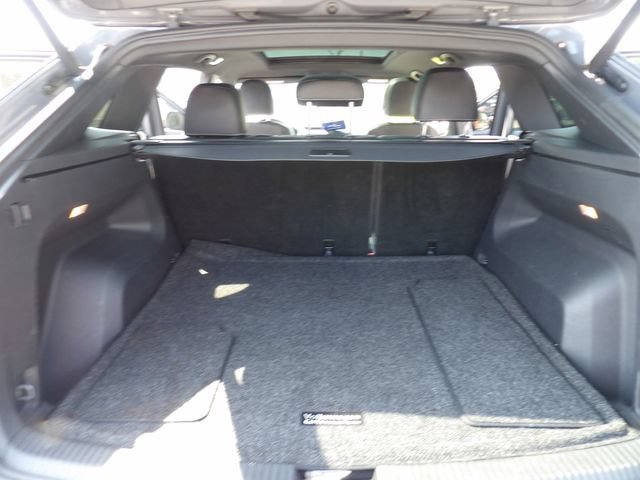Used 2020 Volkswagen Atlas Cross Sport SE w/ Panoramic Sunroof Package FWD image 27