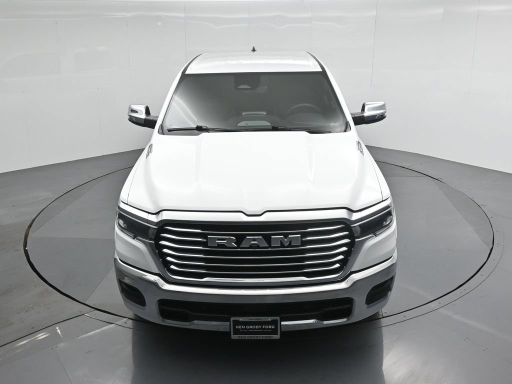 Used 2025 RAM 1500 Laramie AWD/4WD image 39