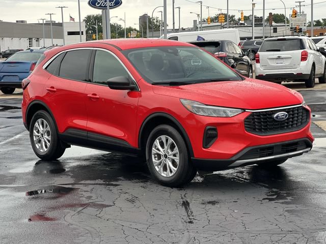 Certified 2024 Ford Escape Active AWD/4WD image 7