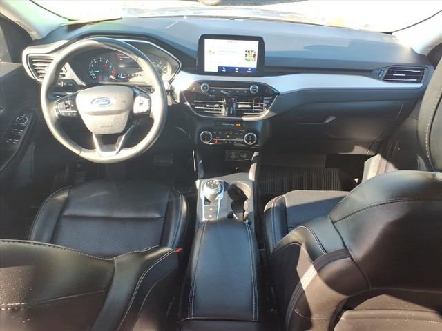 Certified 2022 Ford Escape SEL image 12