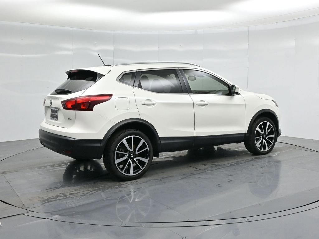 Used 2019 Nissan Rogue Sport SL w/ Premium Package image 12