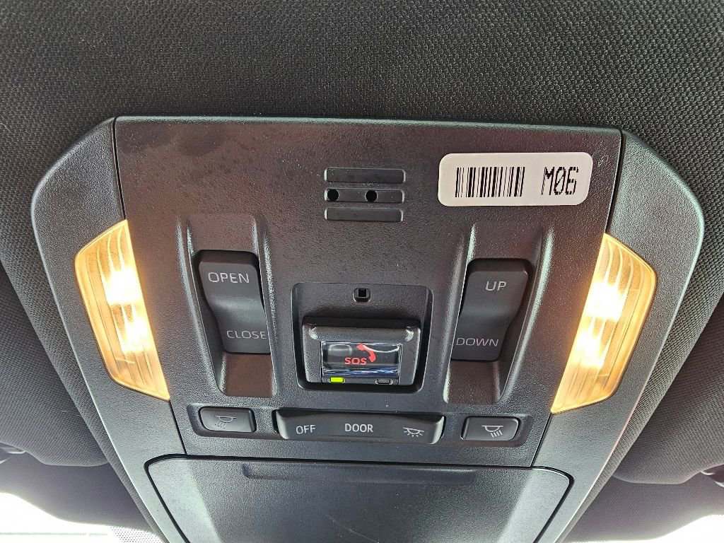 Used 2023 Toyota Highlander XSE image 19