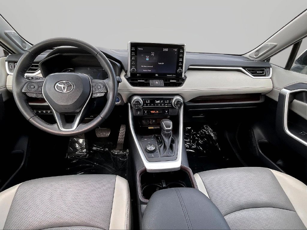 Used 2022 Toyota RAV4 Limited AWD/4WD image 7