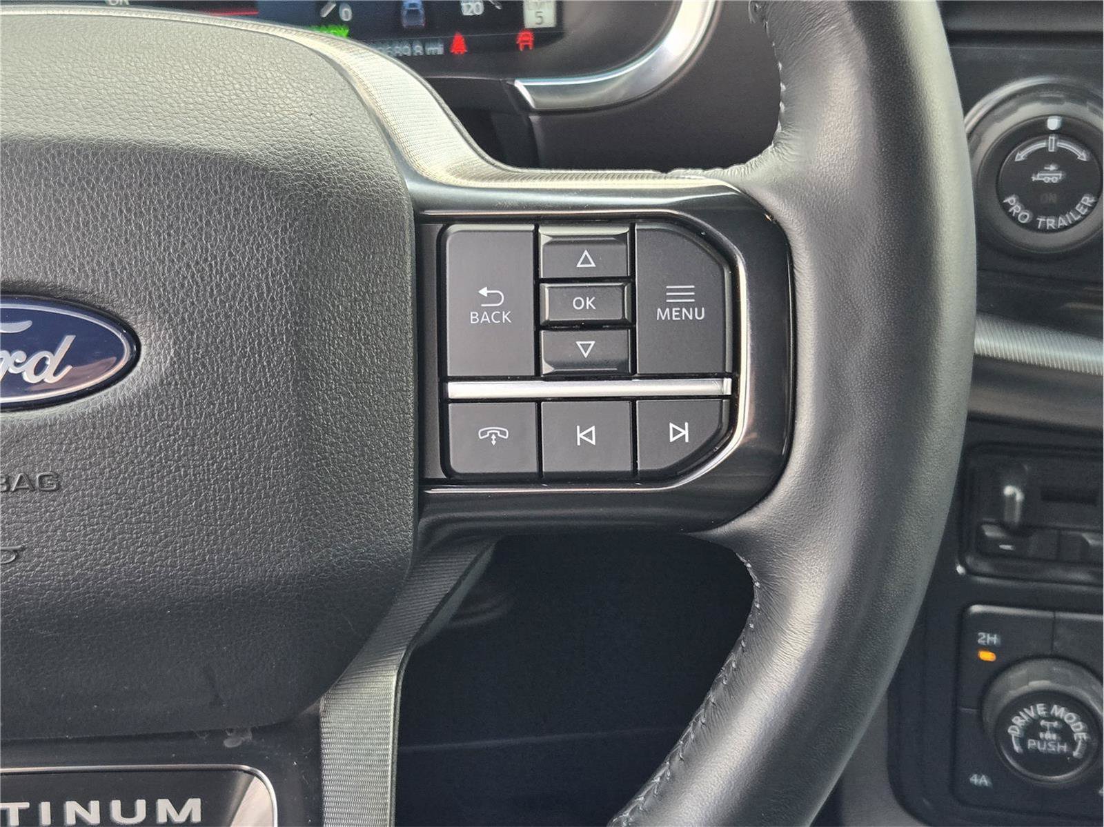 Certified 2025 Ford F150 Platinum w/ FX4 Off-Road Package AWD/4WD image 28