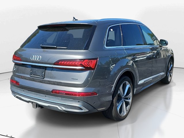 Used 2020 Audi Q7 3.0T Prestige AWD/4WD image 3