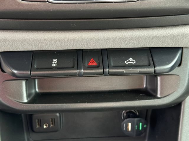 Used 2021 Chevrolet Colorado W/T w/ Custom Special Edition RWD image 5