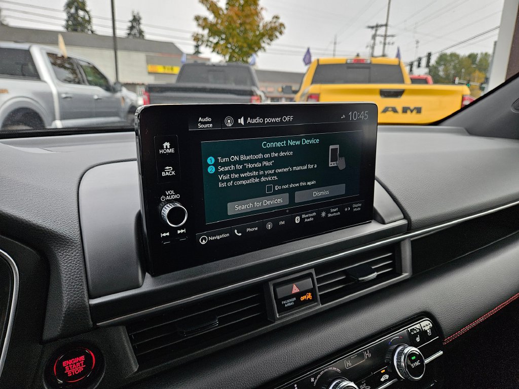 Used 2025 Honda Pilot Black Edition image 25
