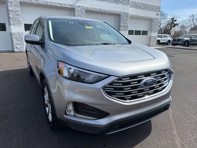Certified 2024 Ford Edge Titanium image 2