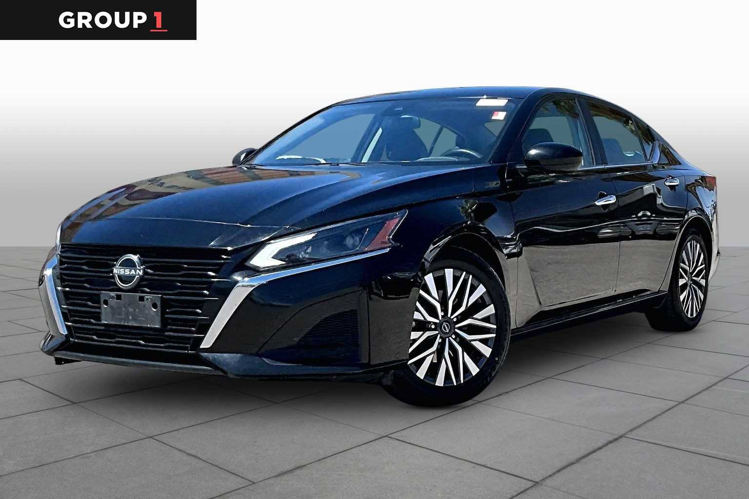 Used 2024 Nissan Altima 2.5 SV