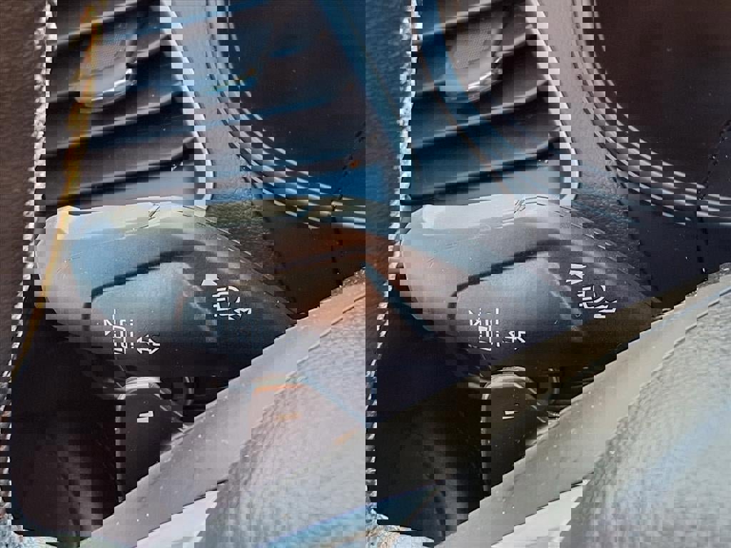 Certified 2024 Ford Edge SEL w/ Convenience Package image 19