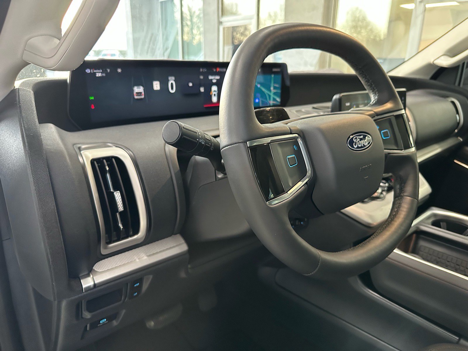 Certified 2025 Ford Expedition Active image 20