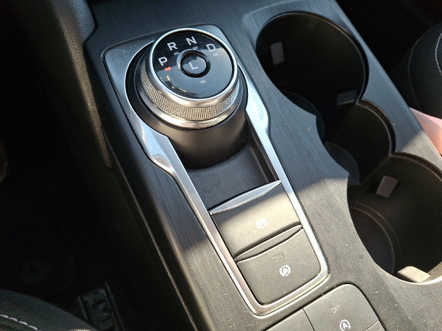Certified 2025 Ford Escape Active w/ Cold Weather Package FWD image 26