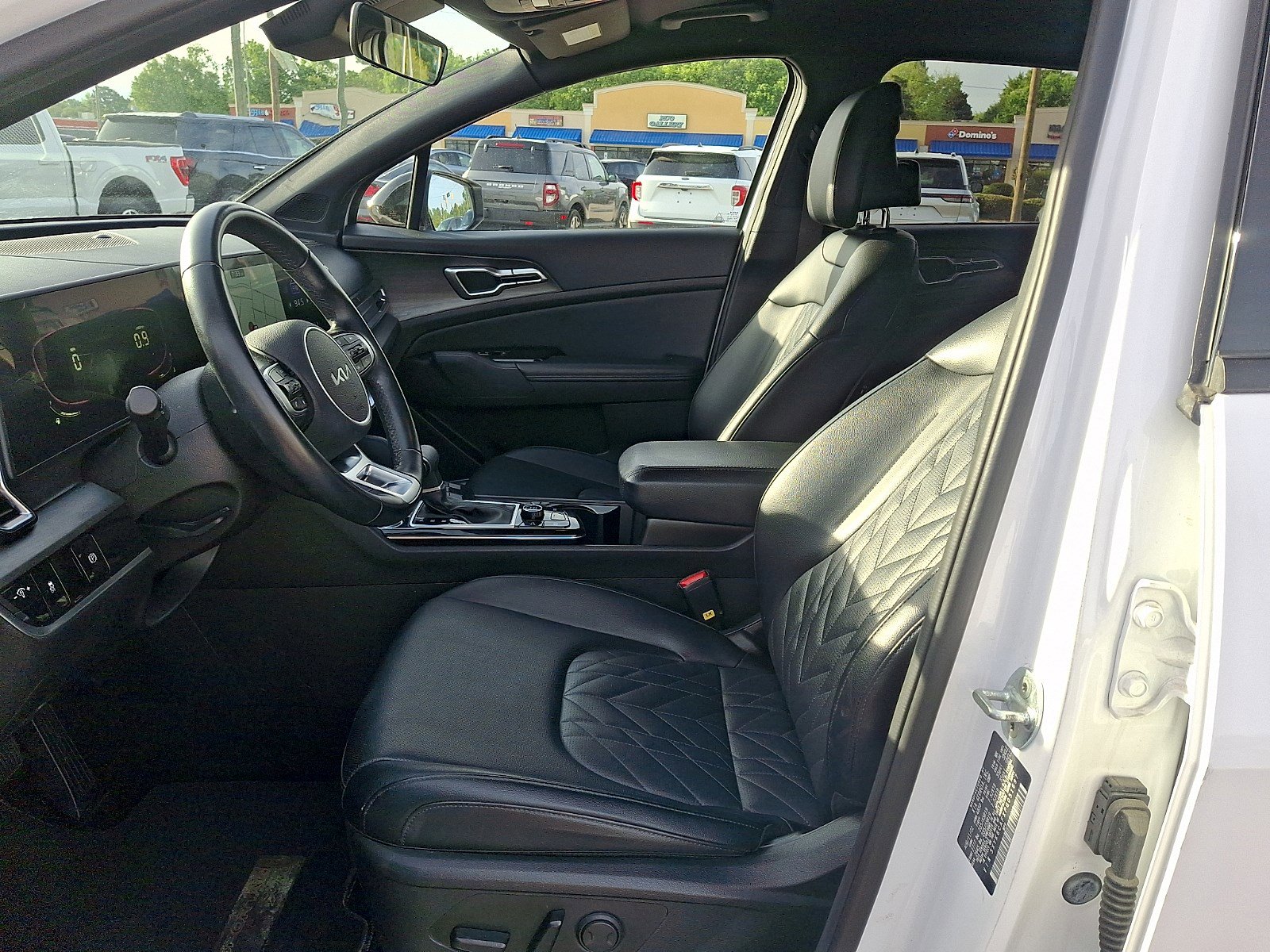 Used 2023 Kia Sportage X-Line AWD/4WD image 12