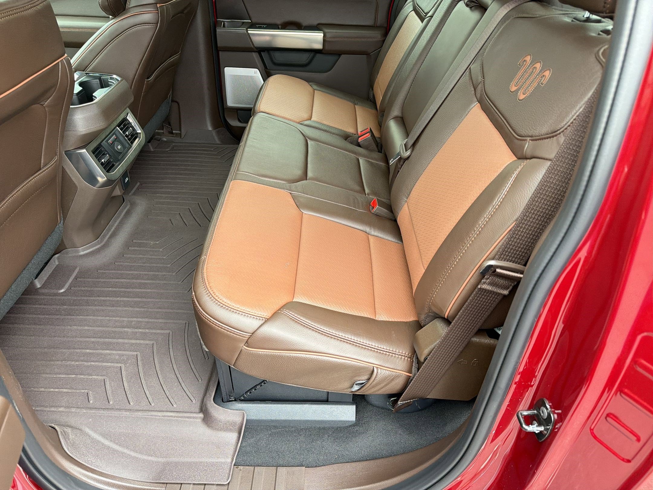 Certified 2026 Ford F250 King Ranch w/ Chrome Package AWD/4WD image 15