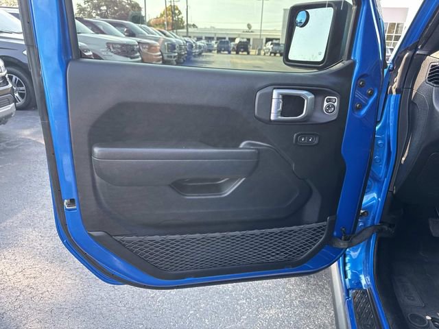 Used 2023 Jeep Gladiator Mojave image 18