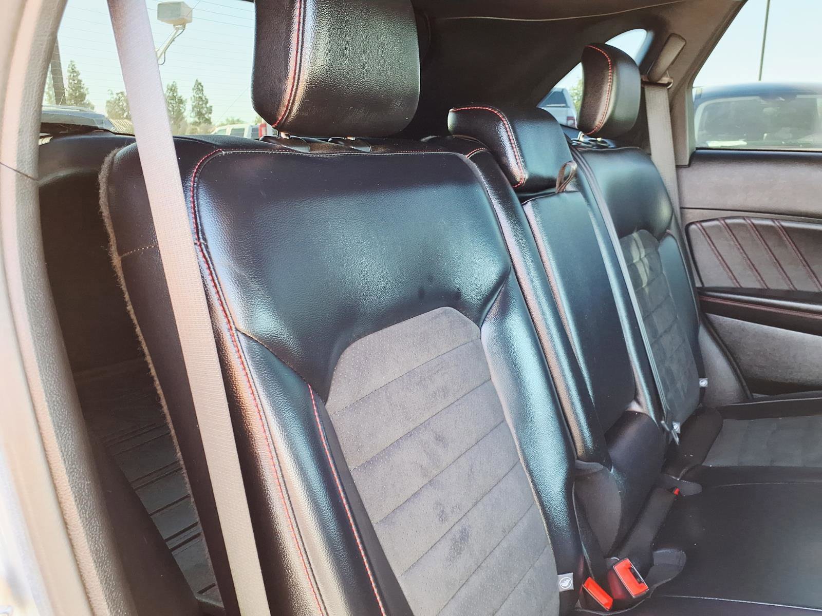 Certified 2023 Ford Edge ST-Line image 15