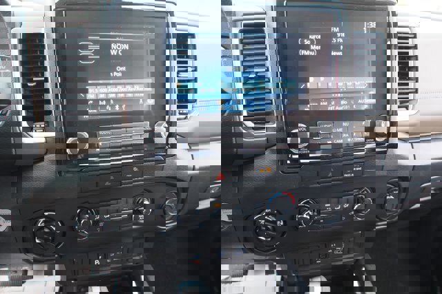 Used 2022 Nissan Frontier SV w/ Technology Package image 24