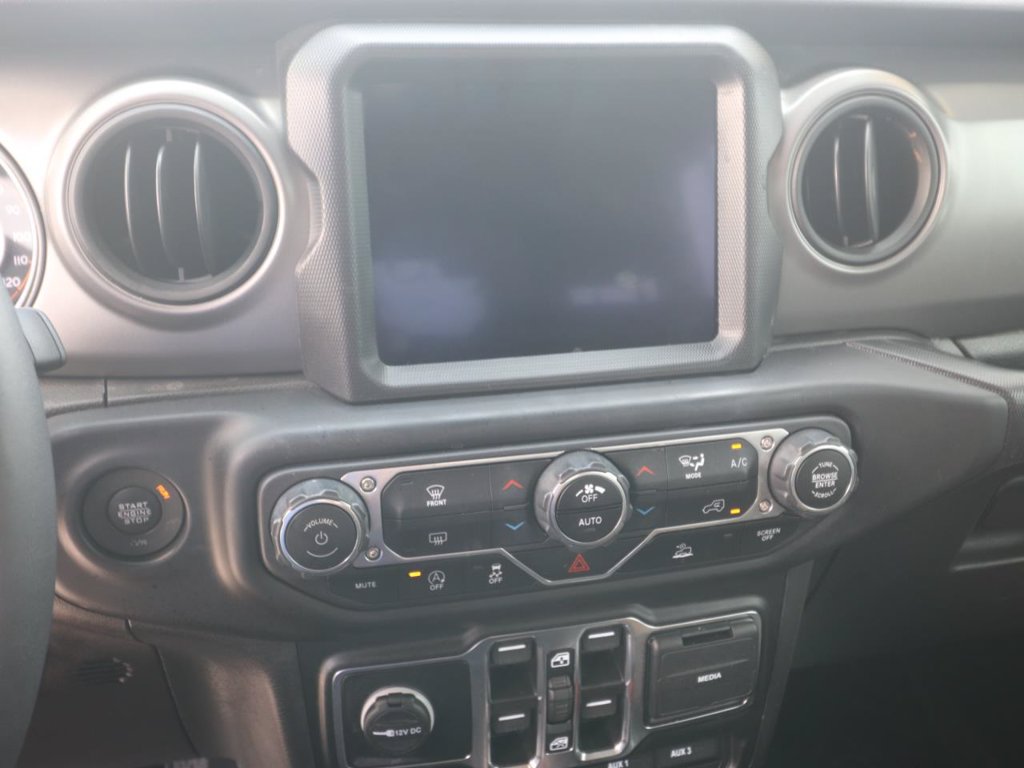 Used 2023 Jeep Wrangler Unlimited Sport AWD/4WD image 20