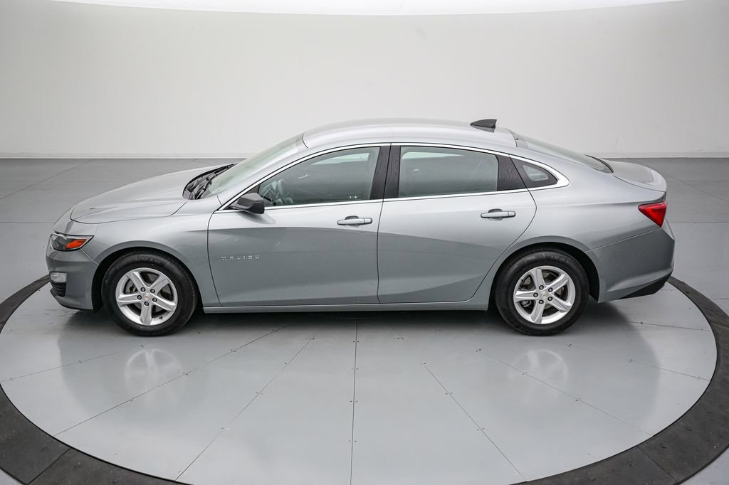 Used 2024 Chevrolet Malibu LS FWD image 7