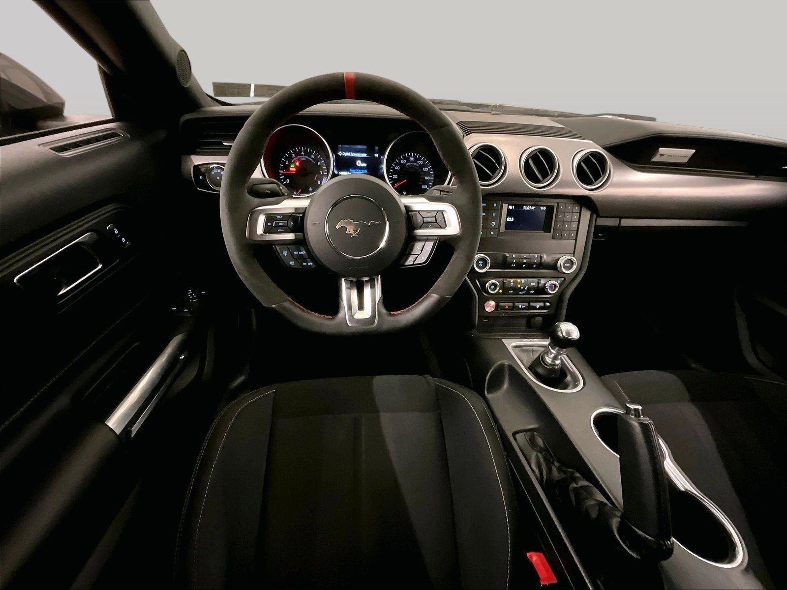 Certified 2019 Ford Mustang GT RWD image 5