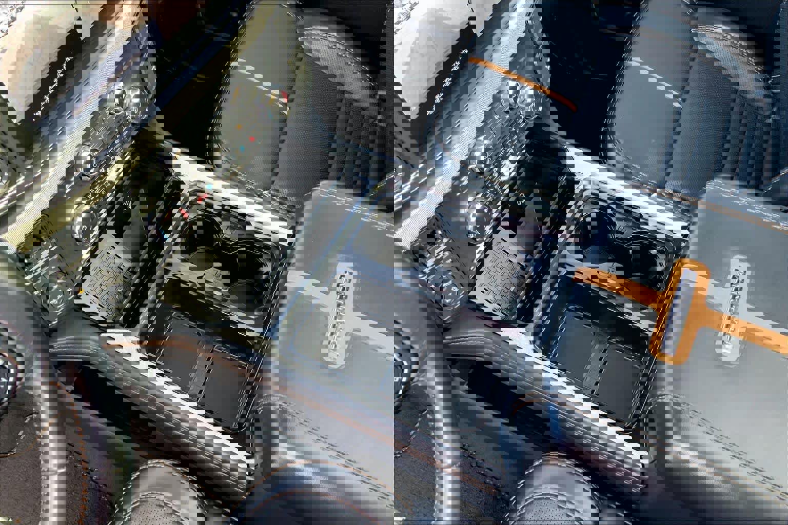 Certified 2024 Ford F350 Platinum w/ FX4 Off-Road Package image 14