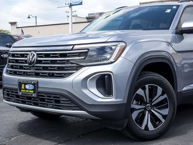 Used 2024 Volkswagen Atlas SE AWD/4WD image 3