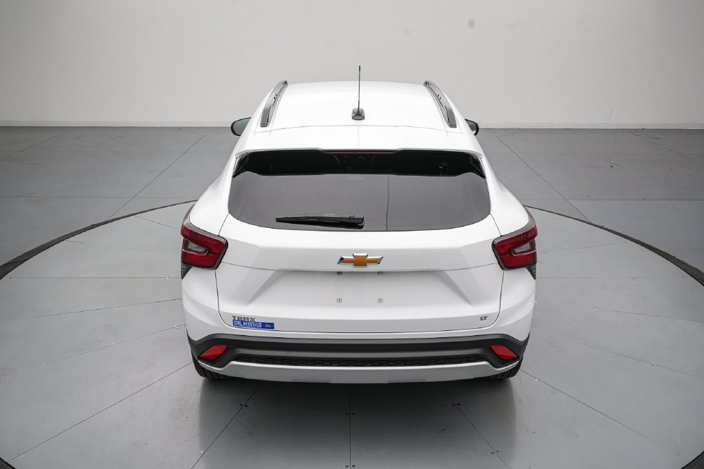 Used 2025 Chevrolet Trax LT w/ LT Convenience Package FWD image 5