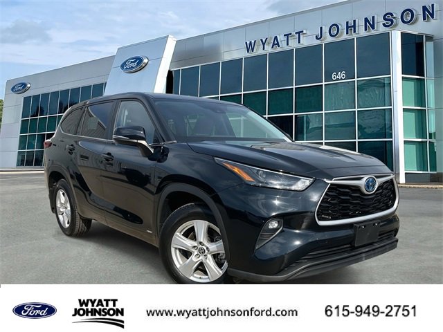 Used 2023 Toyota Highlander LE image 1