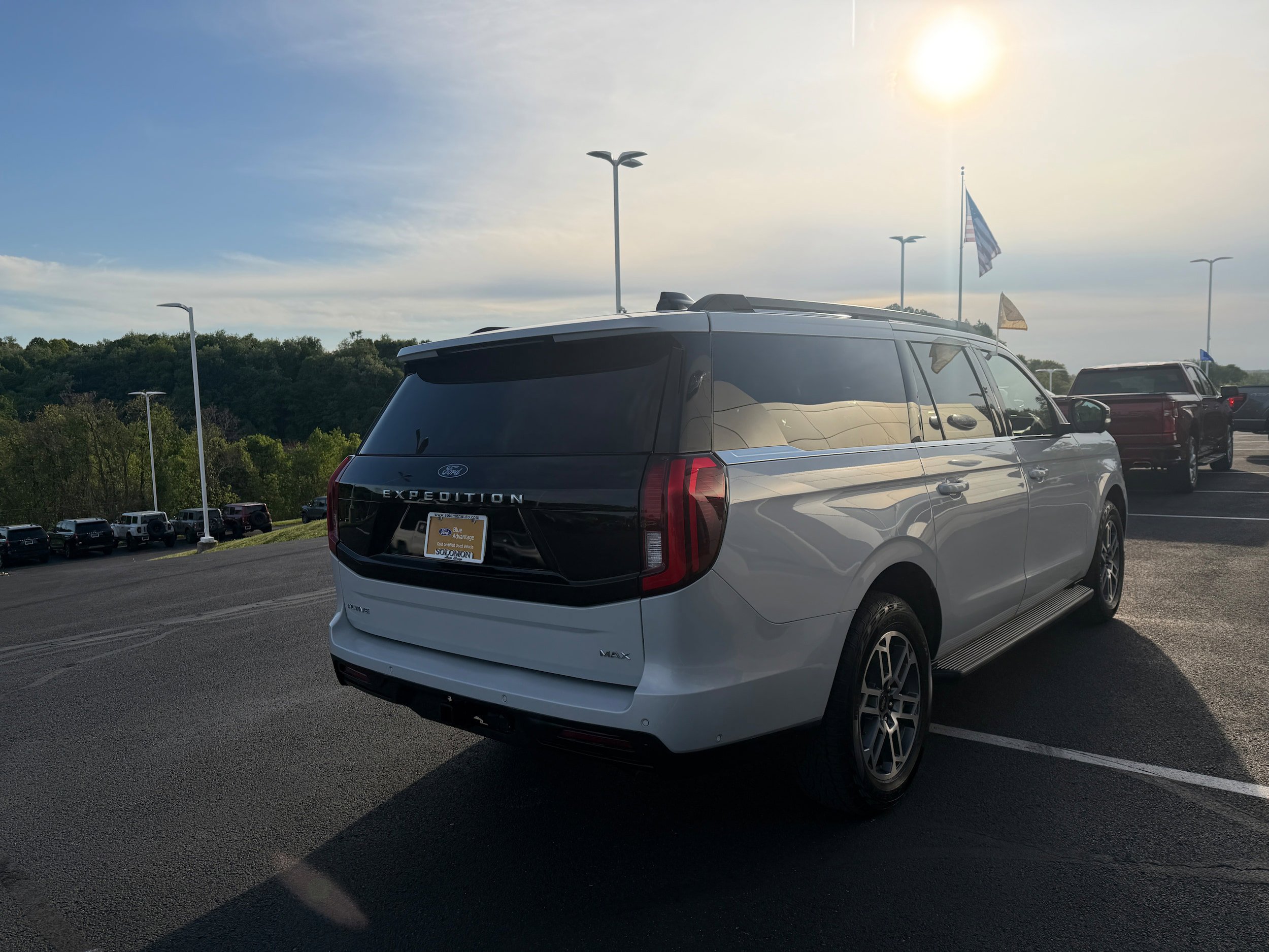 Certified 2025 Ford Expedition Max Active AWD/4WD image 5