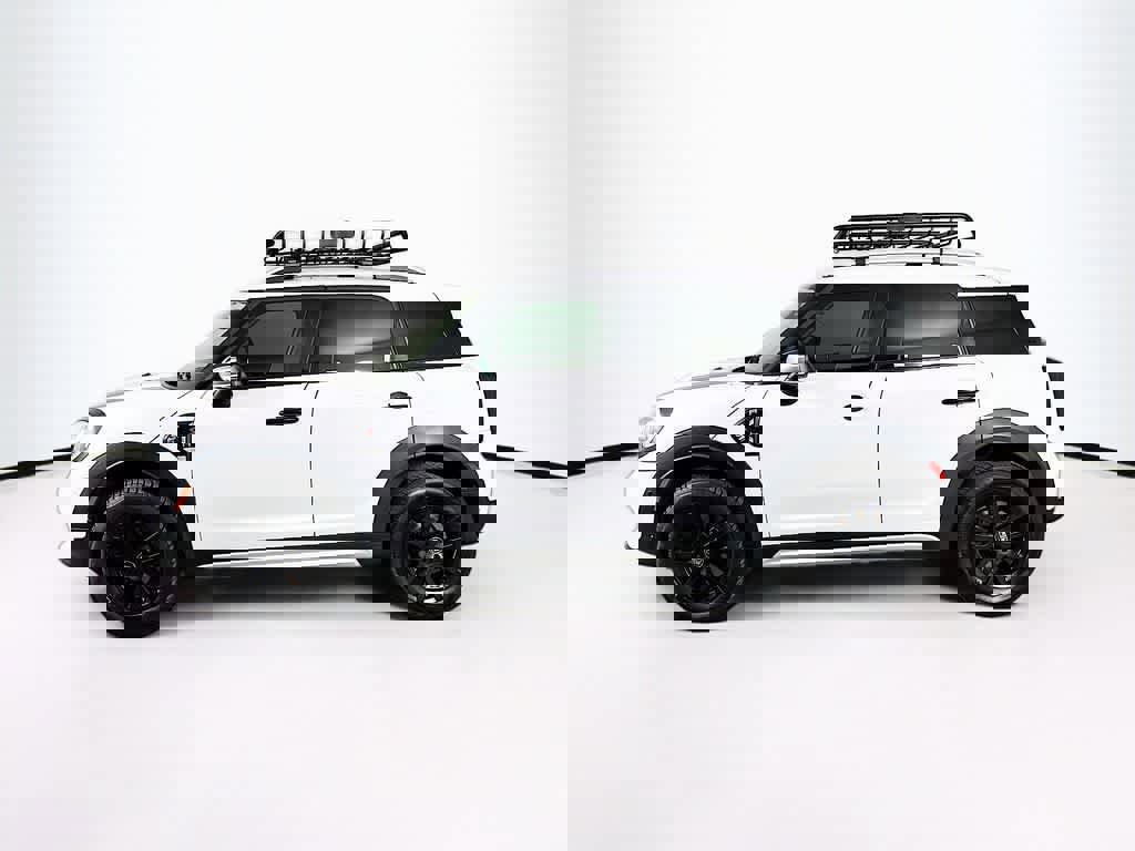 Used 2018 MINI Cooper Countryman S image 2