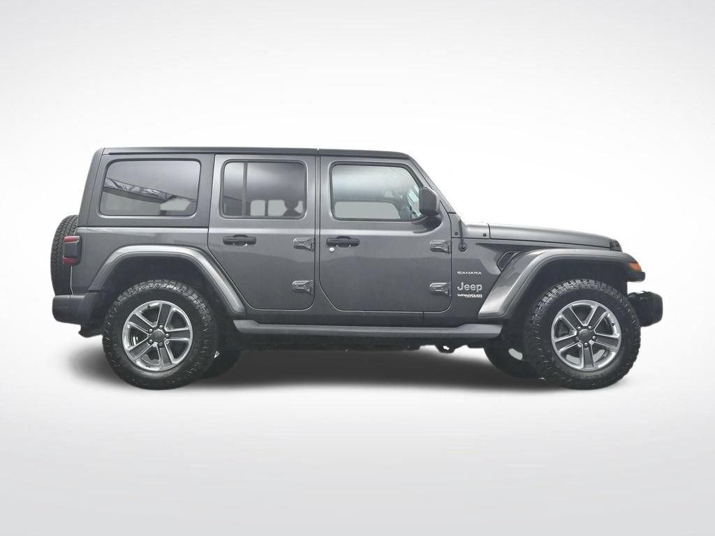 Used 2020 Jeep Wrangler Unlimited Sahara w/ Dual Top Group AWD/4WD image 40