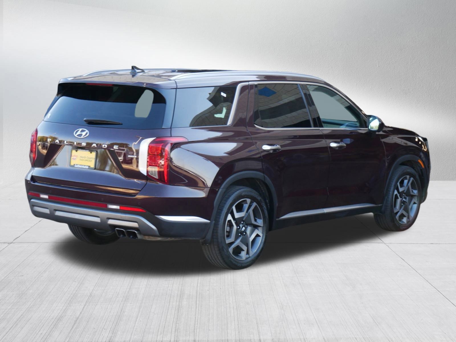 Used 2023 Hyundai Palisade Limited image 5