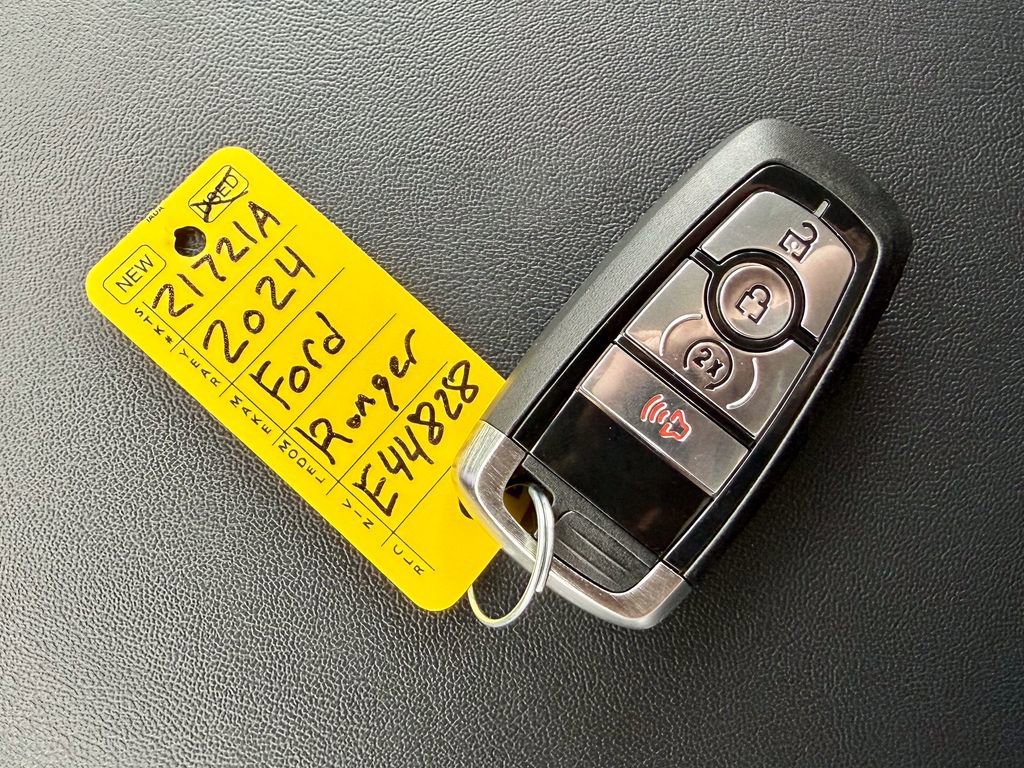 Certified 2024 Ford Ranger Lariat w/ FX4 Off-Road Package image 37