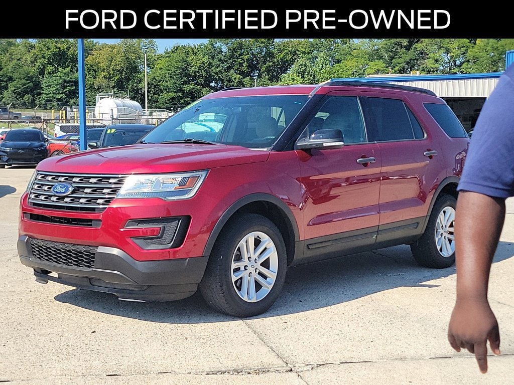 Certified 2017 Ford Explorer 4WD image 2